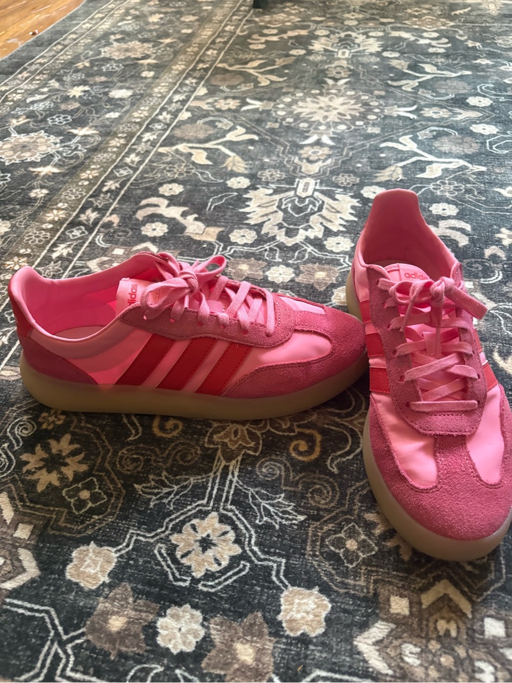 adidas Pink Women's Classic tennis shoes - Picture 2 of 5
